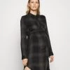 ONLY MATERNITY OLMRILEY LIFE CHECK DRESS - Blusenkleid - Grey - Damen