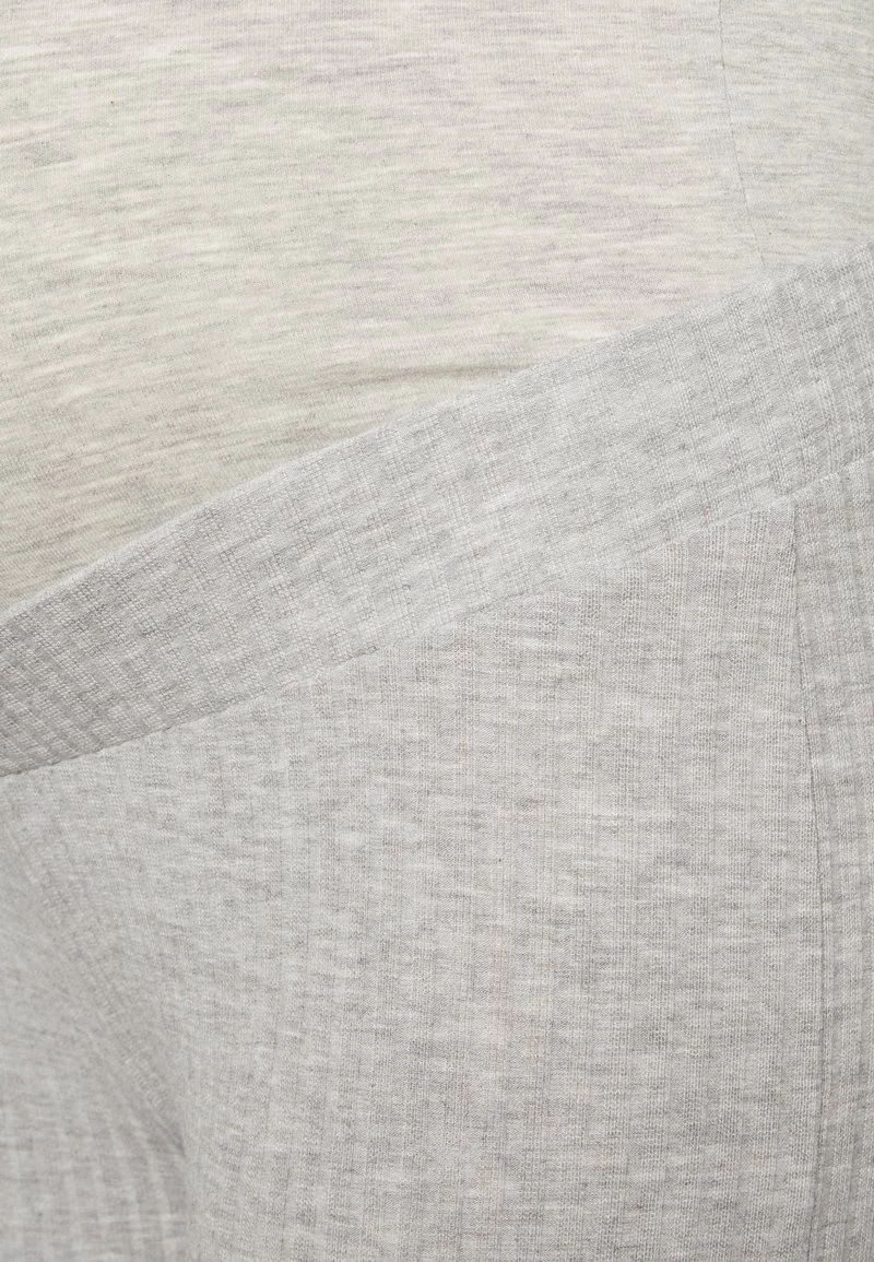 ONLY MATERNITY - Damen OLMNELLA FLARED PANT - Stoffhose - Light Grey Melange – Bild 3