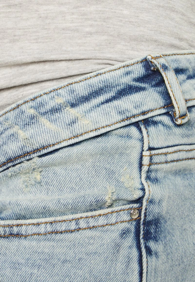 ONLY MATERNITY OLMENEDA MOM - Jeans Relaxed Fit - Medium Blue Denim - Damen – Bild 3