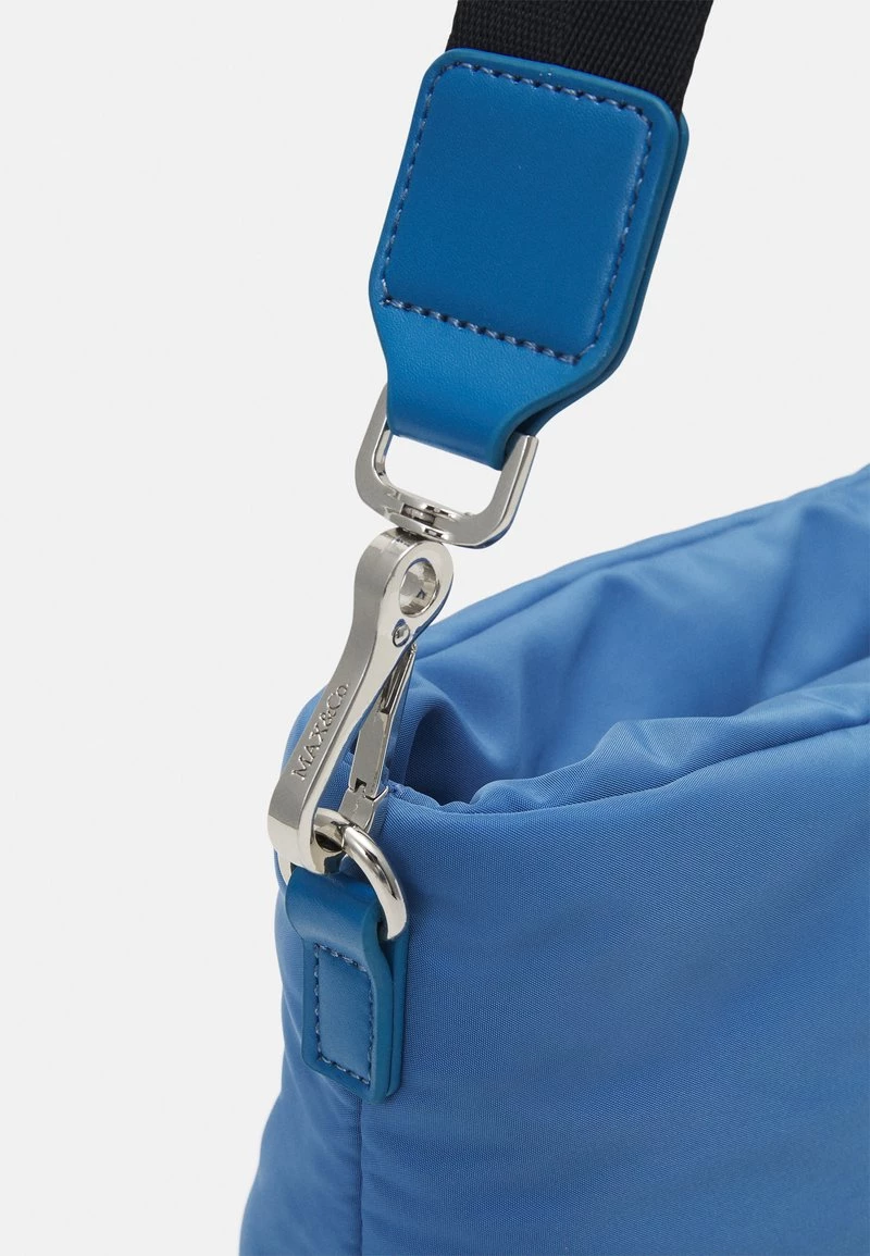MAX&Co. - Damen PILLOWXS BORSA - Umhängetasche - Azzurro – Bild 4