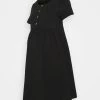 ONLY MATERNITY - Damen OLMLILLI BADYDOLL DRESS - Jerseykleid - Black